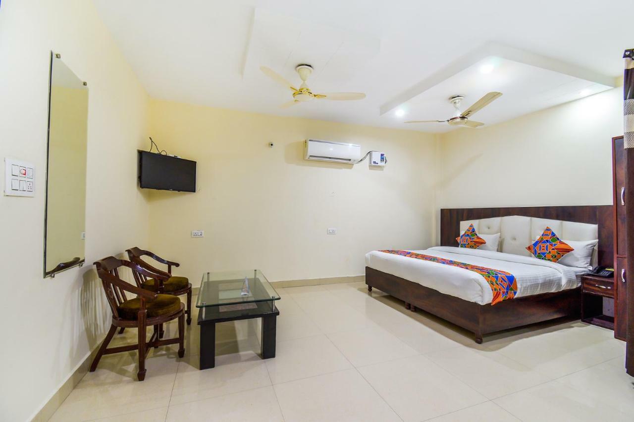 Fabhotel Js Regency Gt Road Amritsar Bagian luar foto