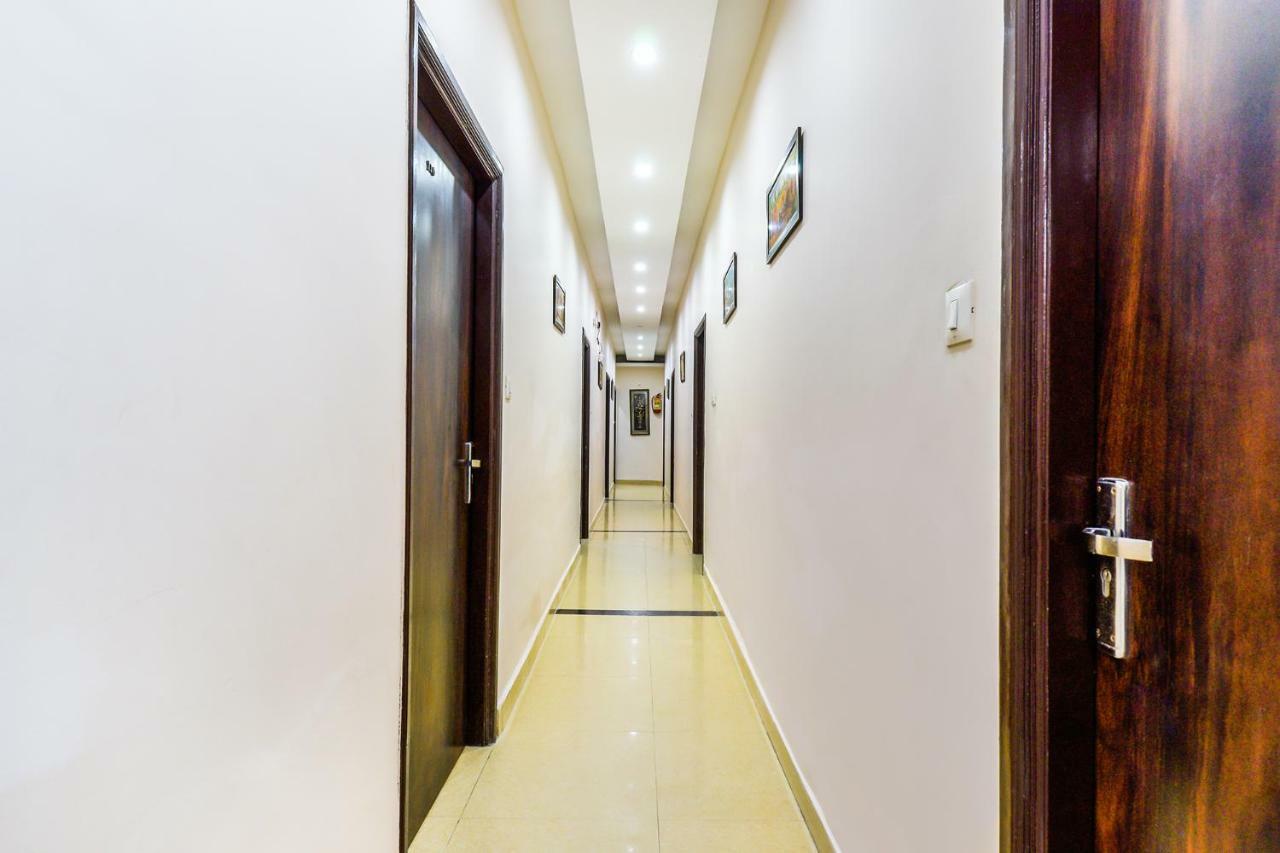 Fabhotel Js Regency Gt Road Amritsar Bagian luar foto