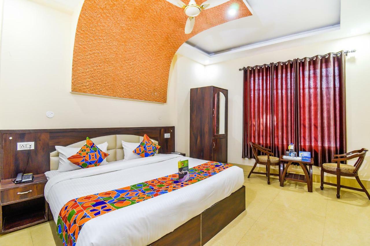 Fabhotel Js Regency Gt Road Amritsar Bagian luar foto
