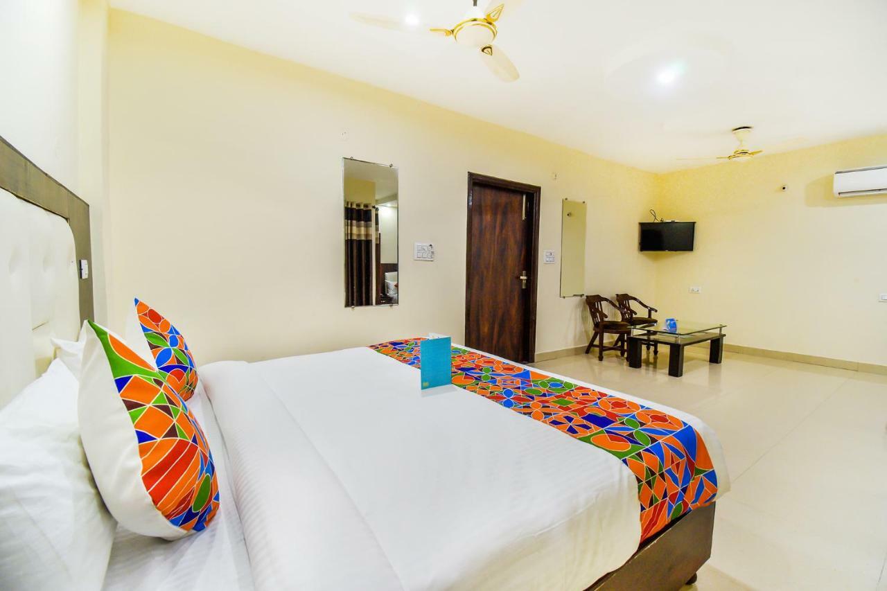 Fabhotel Js Regency Gt Road Amritsar Bagian luar foto